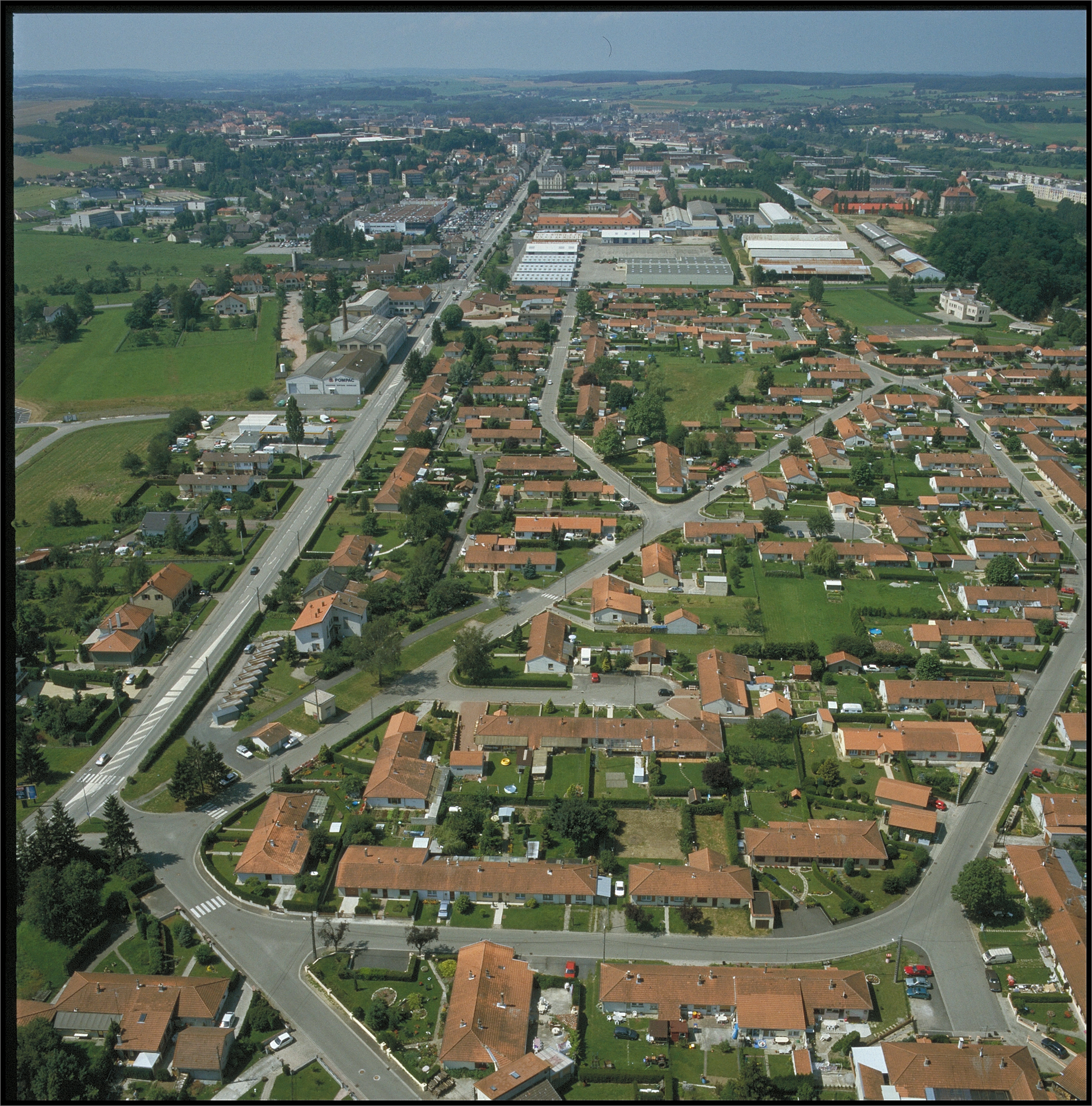 IVR44_20265700001NUC2A cité Perkins